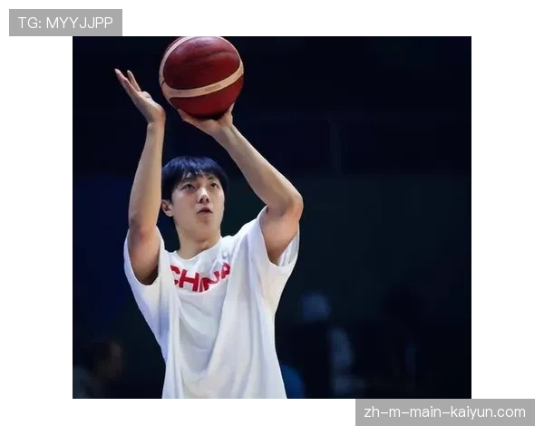 胡明轩膝盖伤势影响横移 广东后卫季后赛状态存疑